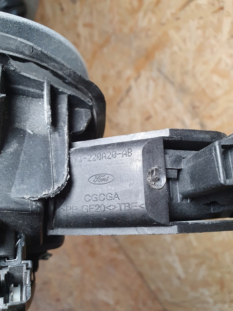 фото №9, Ford fusion mk5 кришка заливної пального