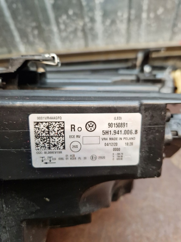 фото №10, Vw golf viii 5h1 лампа перед права led