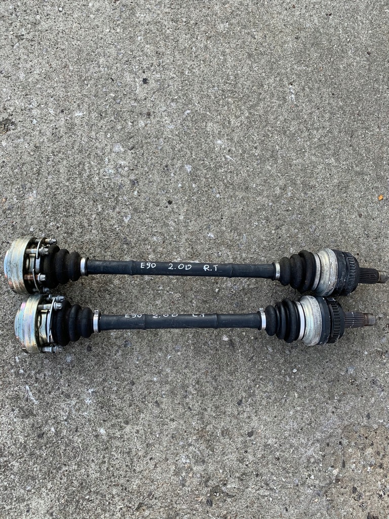 фото №1, Привідний вал права задня bmw e87 e90 7533446