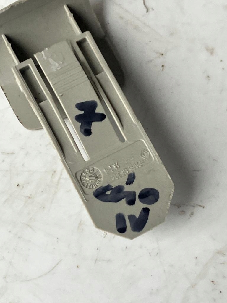 фото №2, Заглушка кронштейн стельовий clio iv