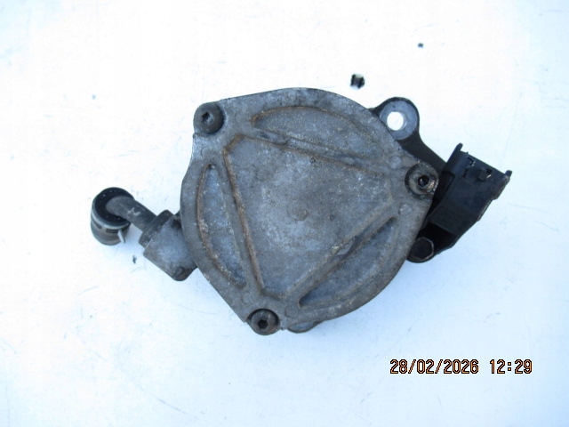 фото №1, Вакуум насос toyota yaris 1.4 d4d 2001-2005 rok