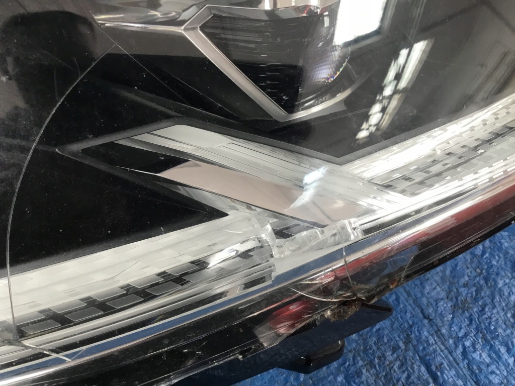 фото №2, Vw transporter t6 lift правая лампа full led