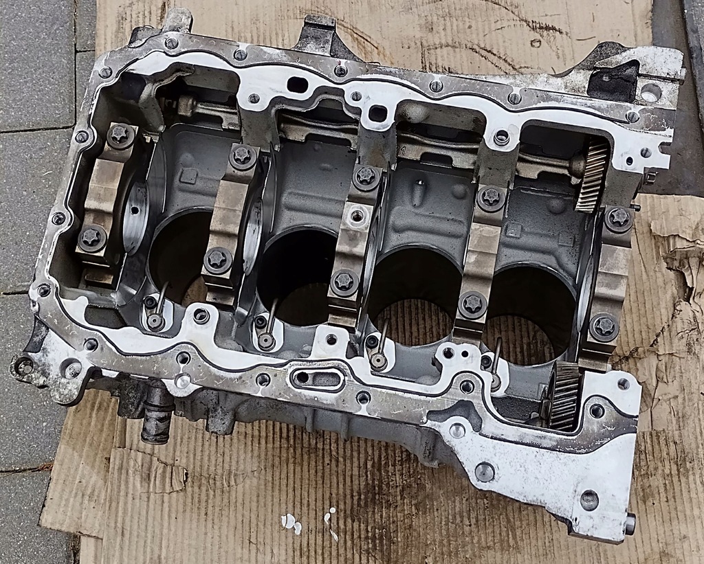 фото №10, Bmw 4 f36 gran coupe 14-17 2.0 дизель n47d20c блок двигателя 781059607