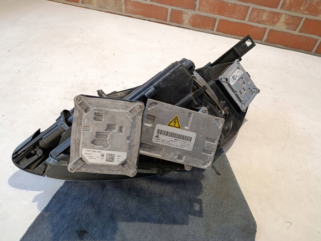 фото №10, Лампа перед передняя правая ferrari california ксенон 251998