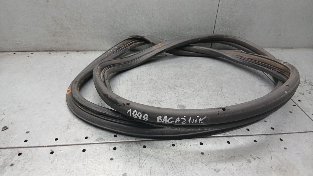 фото №1, Прокладка крышки volvo s60 i 2.4d5 03r