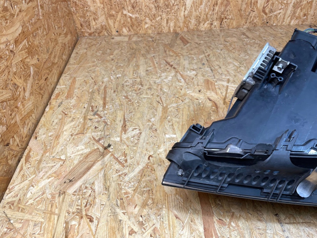 фото №11, Фара лампа перед передня права ксенон bmw 7 f01 f02 7182140 7237647 uk