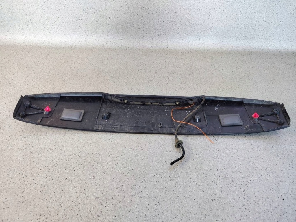 Спойлер спойлер крышки багажника задний третье  фонарь  стоп renault clio 2 с Разборки