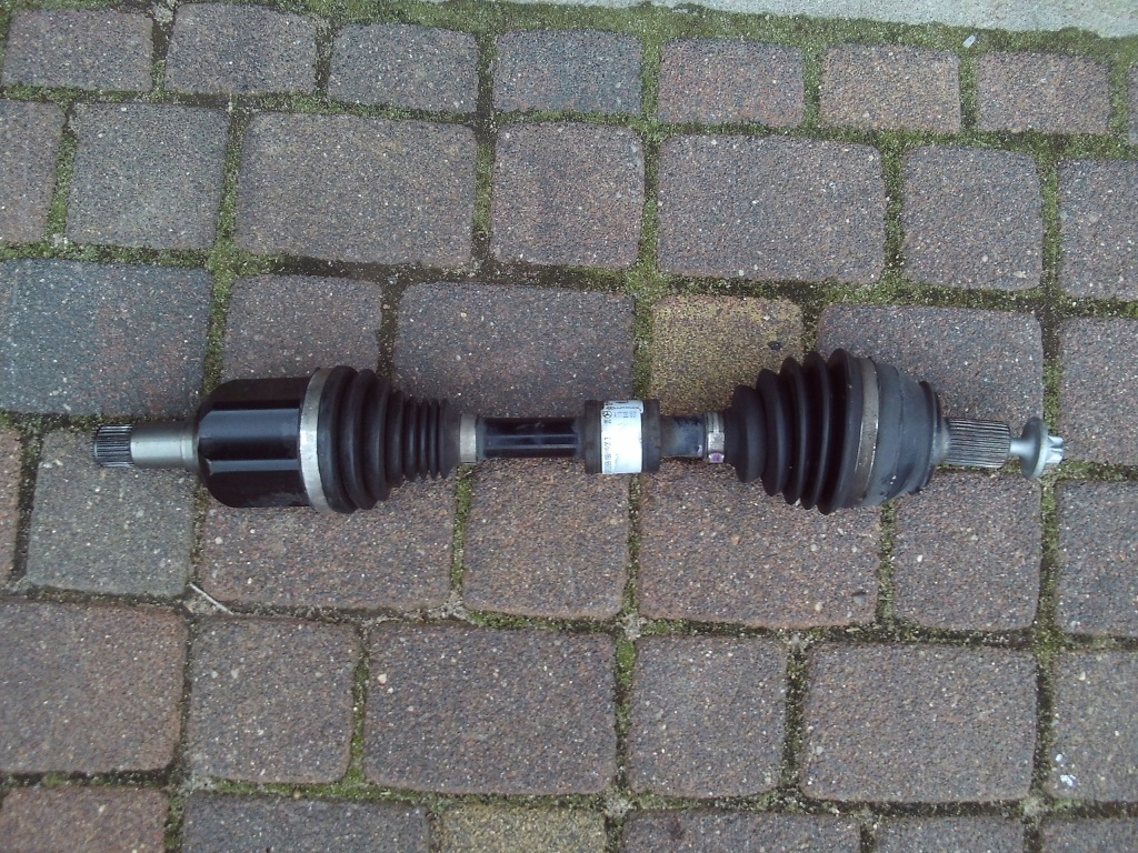 фото №1, Приводной вал левая mercedes a klasa a 1773301801