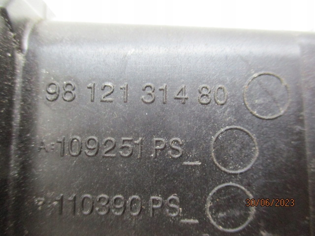 фото №9, Peugeot оригинальный номер 9812131480 корпус термостата