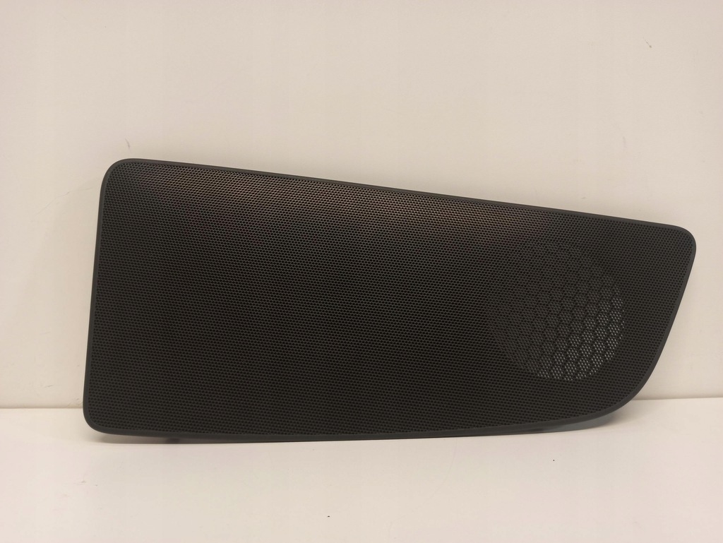 фото №1, A8 d4 защита динамика полка задняя правая 4h0863488a