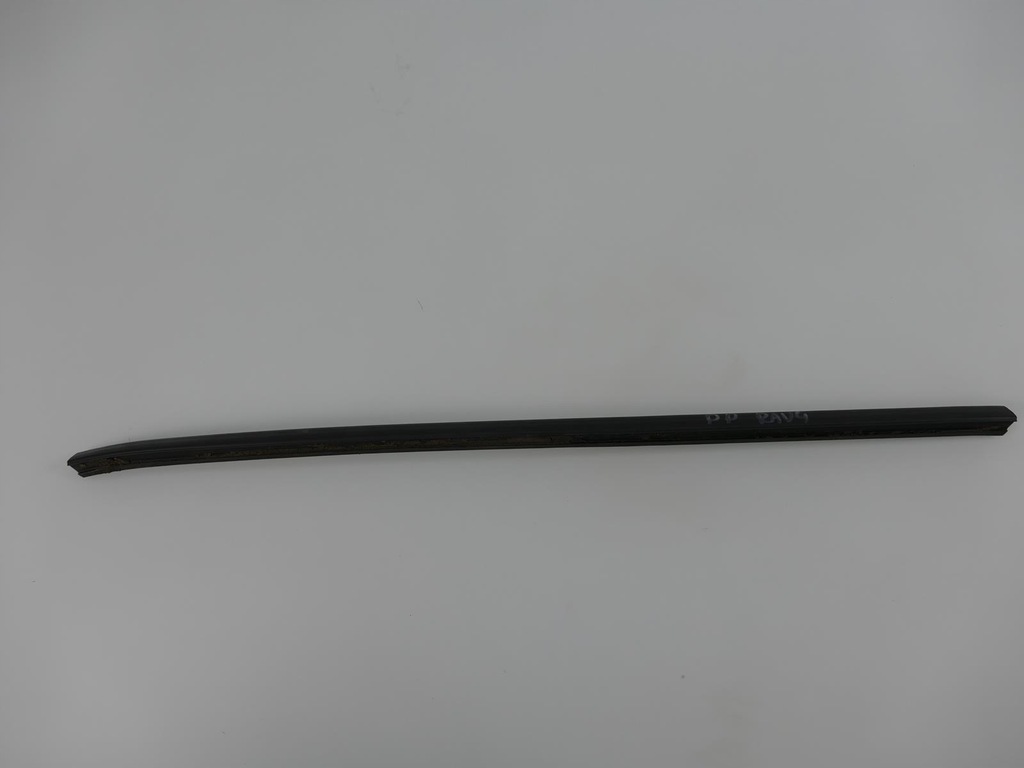 фото №1, Toyota rav4 ii lift молдинг правий перед 5-d