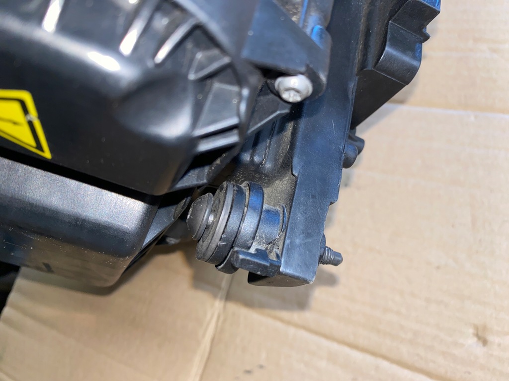 фото №13, Фара лампа ліва передня vw golf 7 sportsvan ксенон