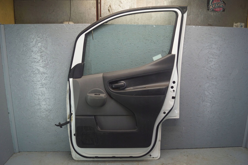 фото №16, Nissan nv200 дверь правый перед d1766