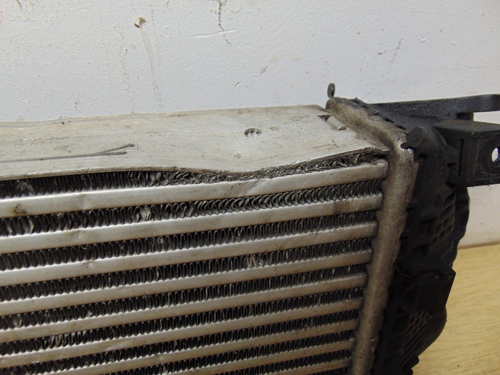 фото №11, Радиатор интеркулер audi q7 4m0145803aa