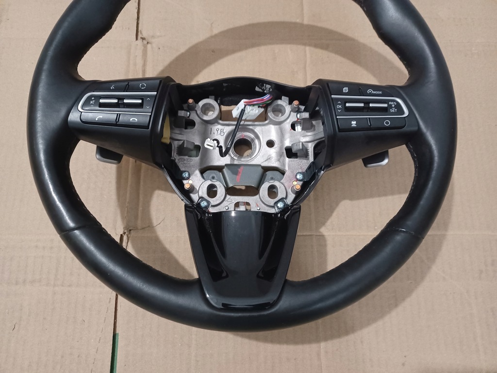 фото №5, Kia stinger повітропровід багатофункціональний пелюстки перемикання