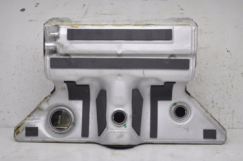 фото №1, Ferrari california 4.3 бак топлива bak 236156