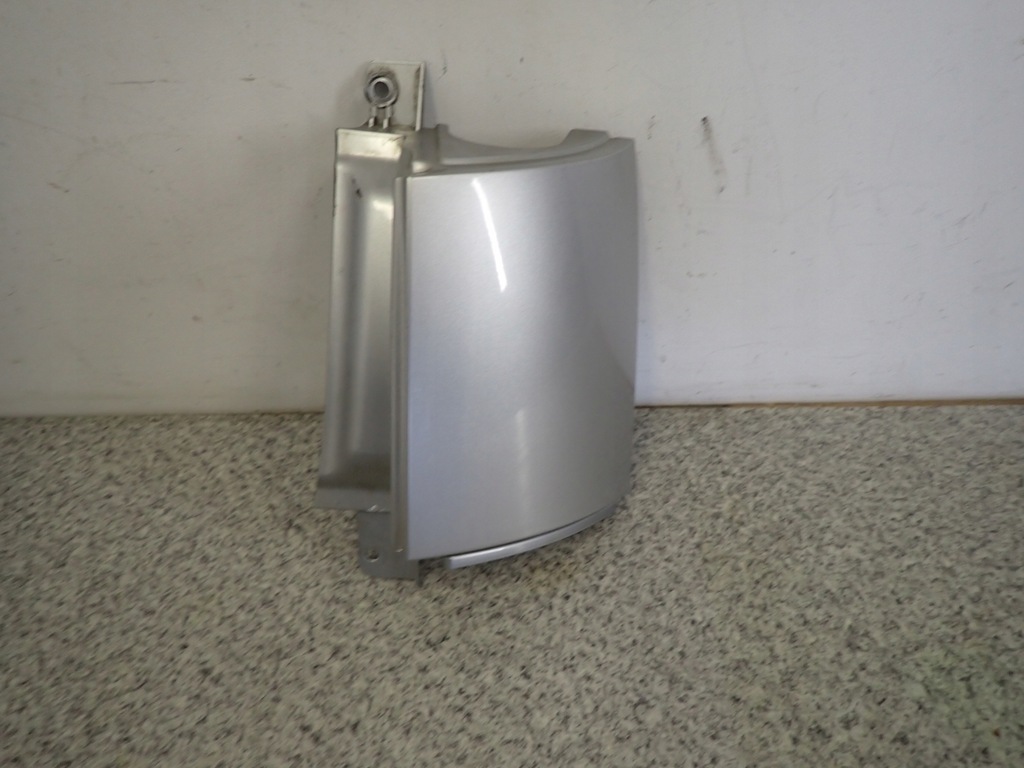 фото №8, Nissan note 06-09 молдинг лампи задня ліва lub права