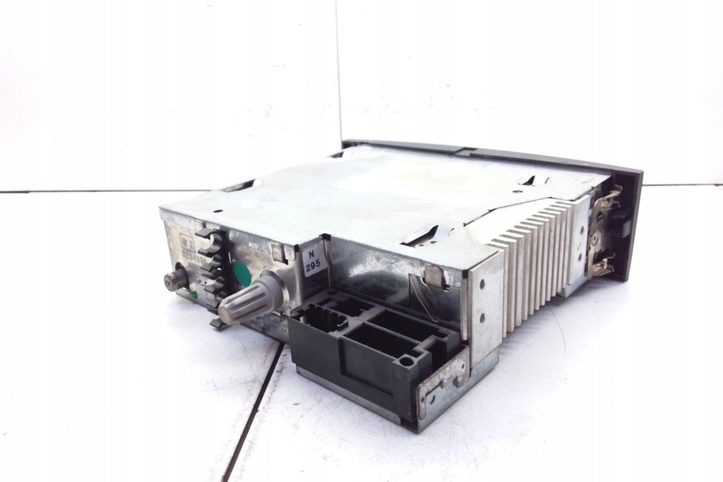 фото №1, Радио с навигация renault grand scénic ii jm0/1_ 8200367490 1.9l дизель