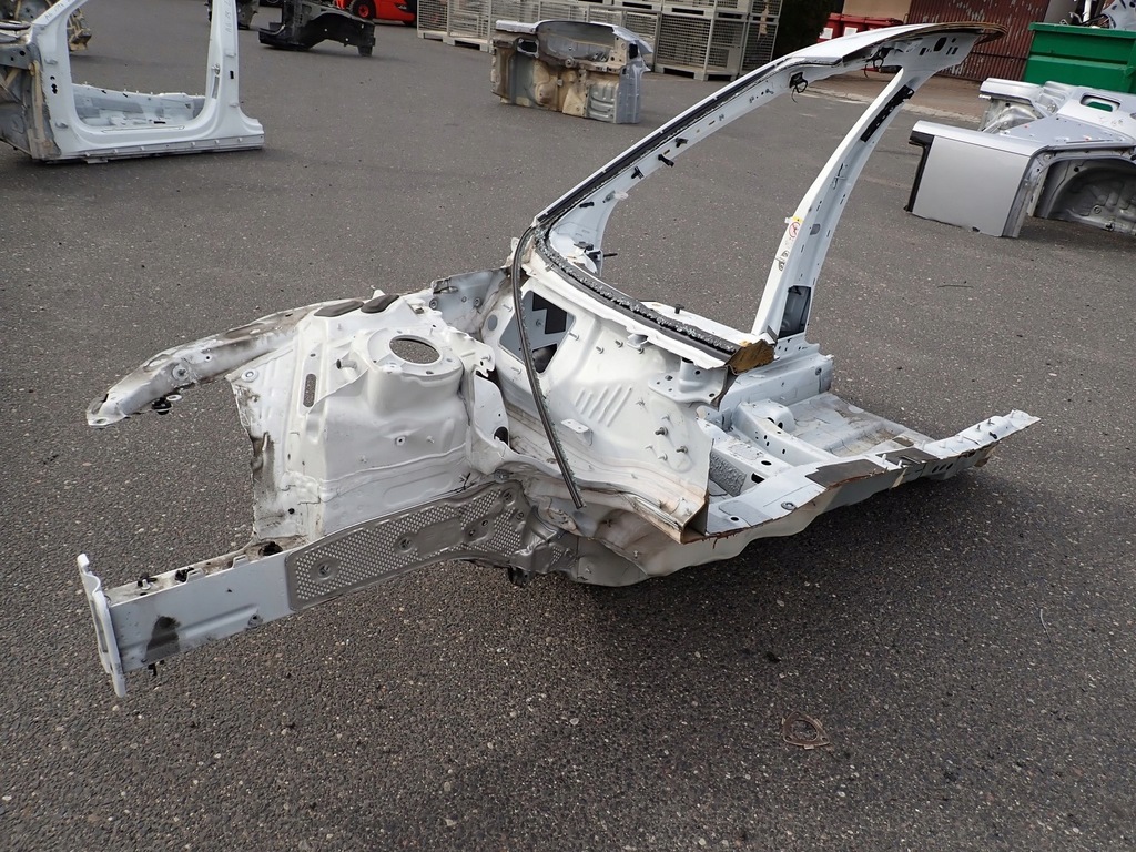 фото №5, Четверть лонжерон правая блок двигателя порог europa оригинал audi a6 c8 19r