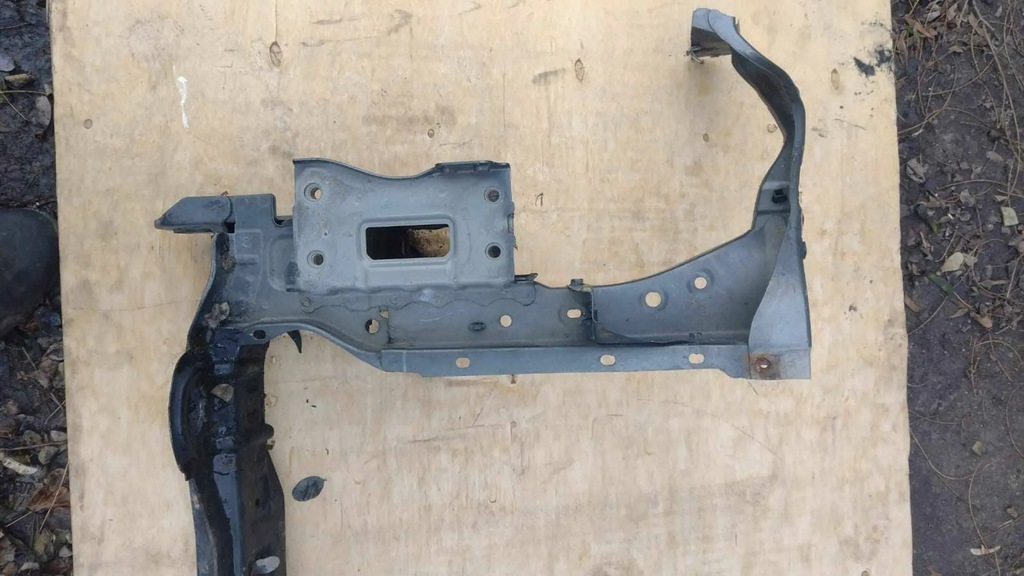 фото №6, Toyota corolla verso ar10 2007 балка усилитель передние