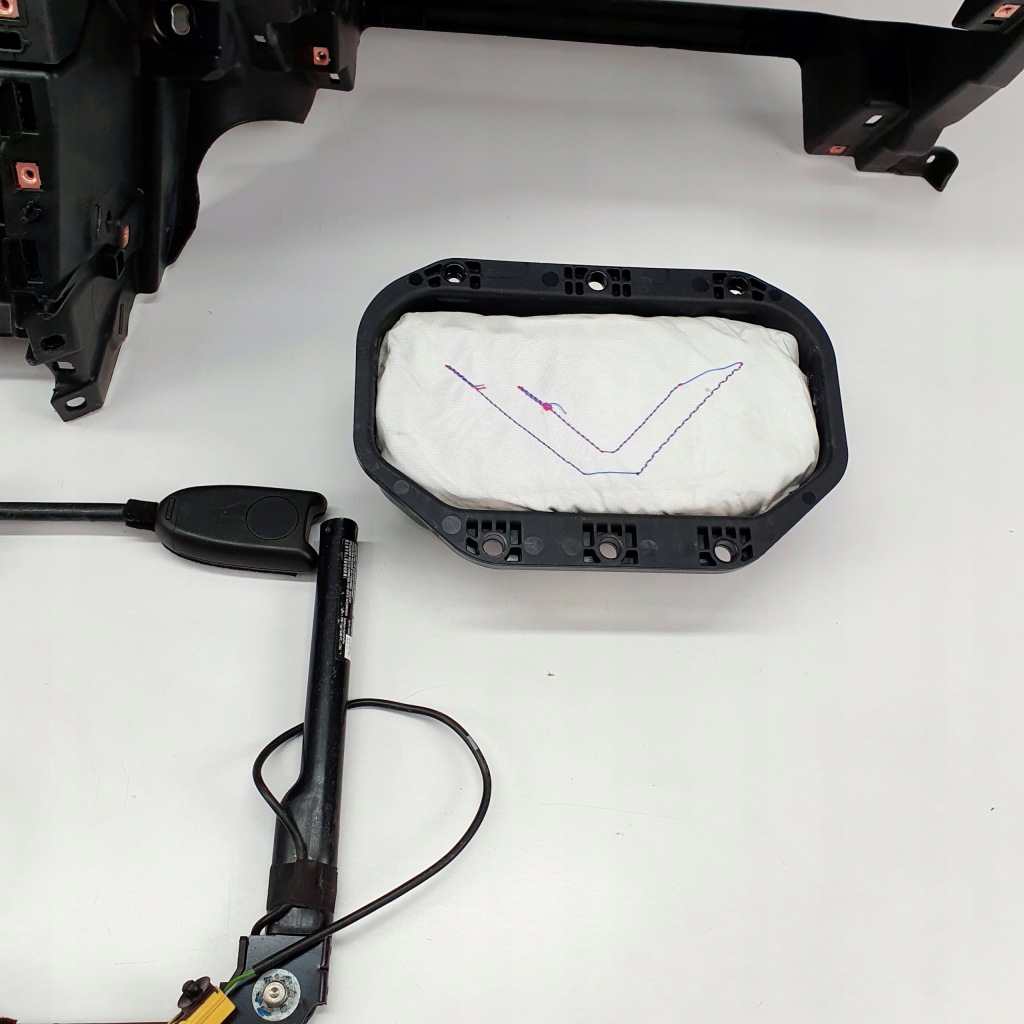 фото №8, Zafira c панель приладів консоль подушки безпеки ремені подушка безпеки