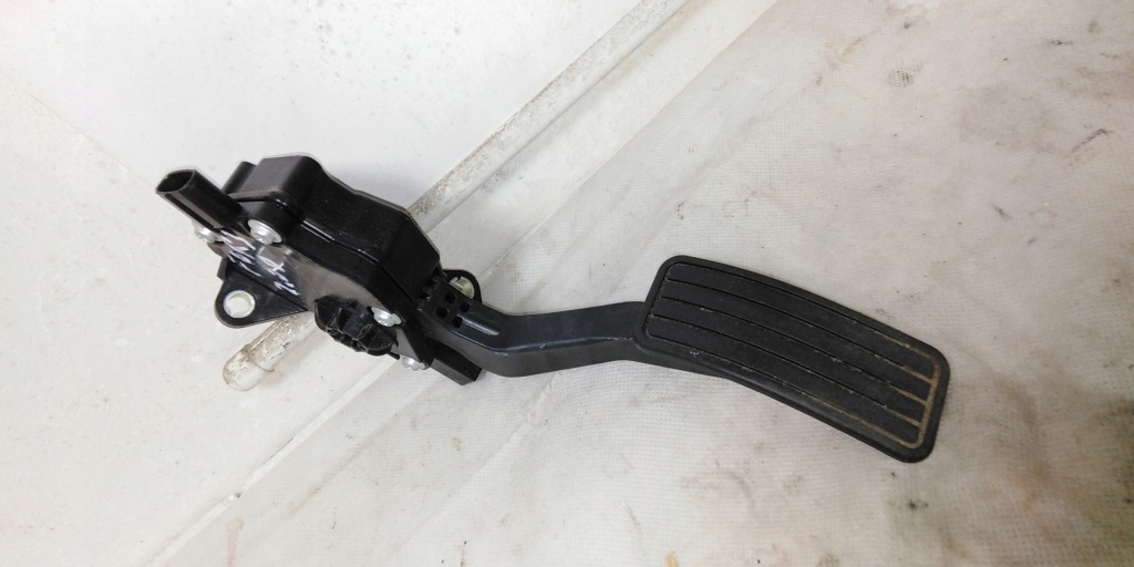 фото №1, Педаль газу legacy subaru оригінальний номер 36010ag140