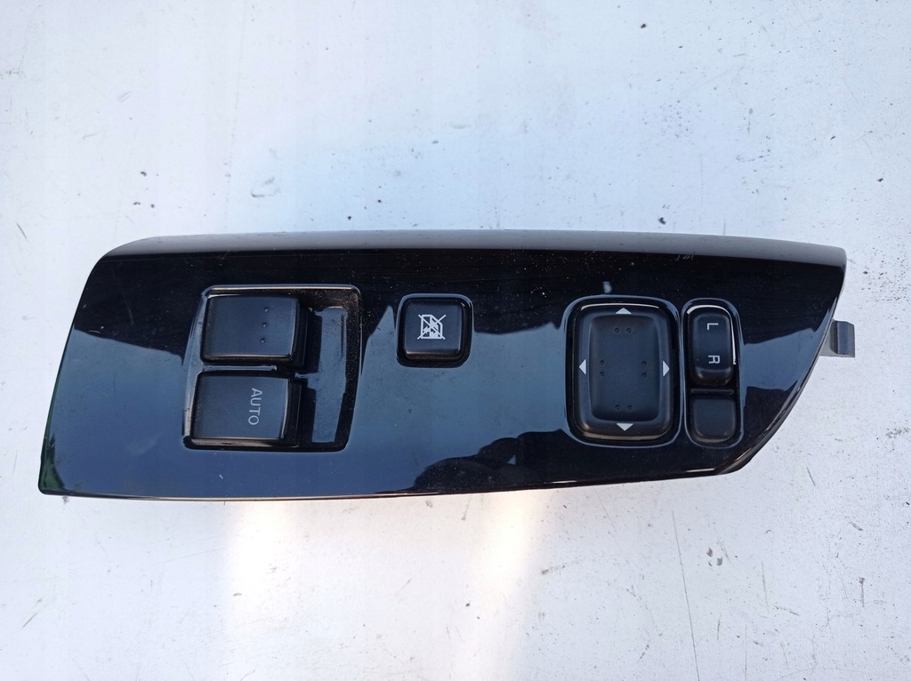 фото №2, Панель управление окон mazda rx8 rx-8