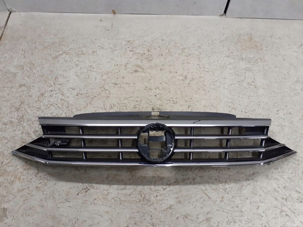 фото №1, Решётка радиатора решётка радиатора vw passat b8 lift r-line 2019- 3g0853653k