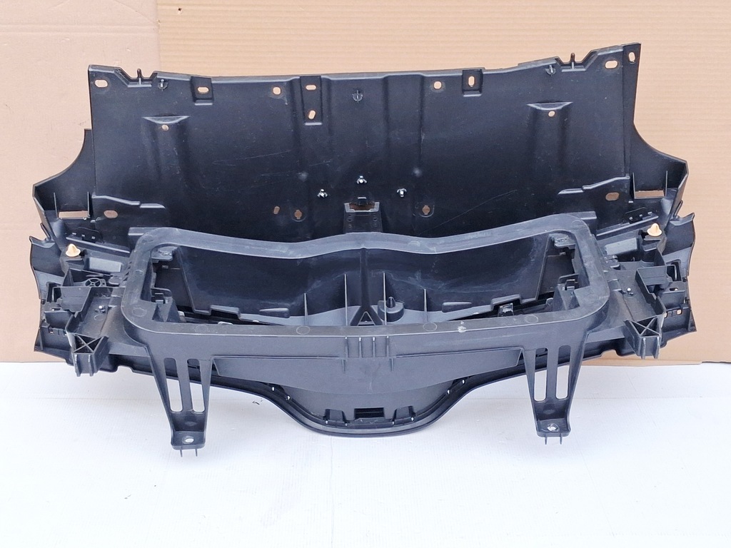 фото №11, Renault twingo iii 14r- pas перед решітка радіатора підсилювач bydgoszcz 620361142r