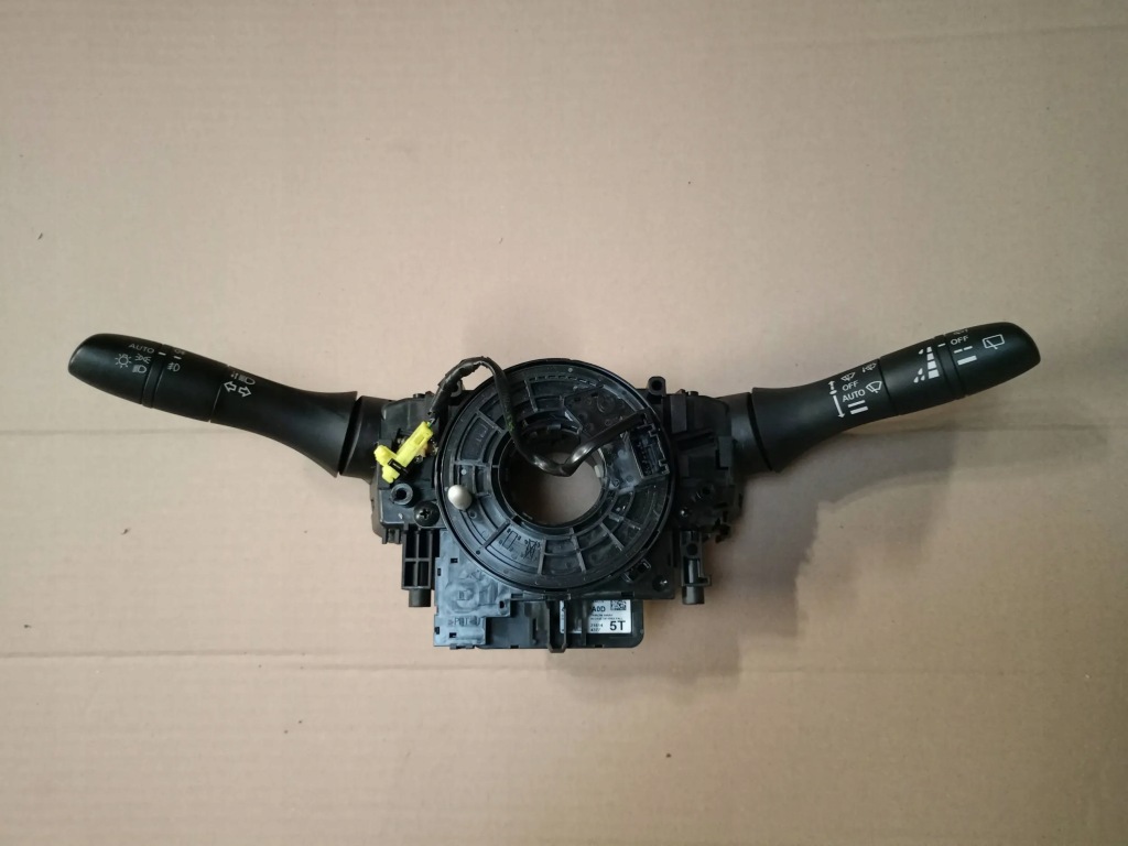 фото №1, Перемикач комбінований стрічка nissan juke ii f16