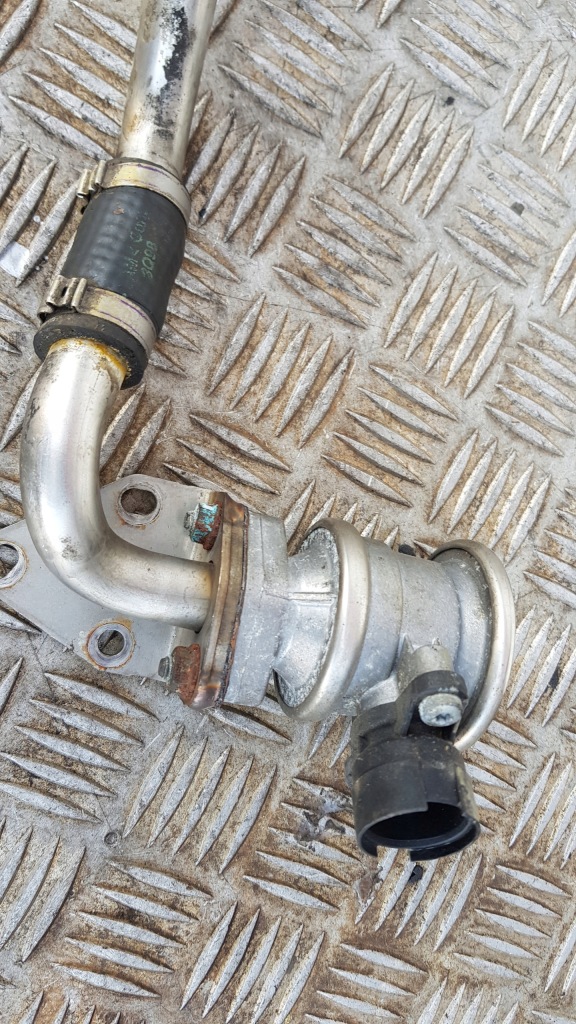 фото №3, Bmw e46 1.9 клапан egr шланг труба 7.22295.12