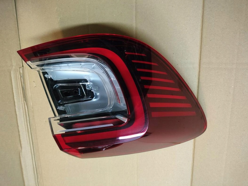 фото №1, Лампа задняя левая renault captur ii 19- 265555698r eu оригинал