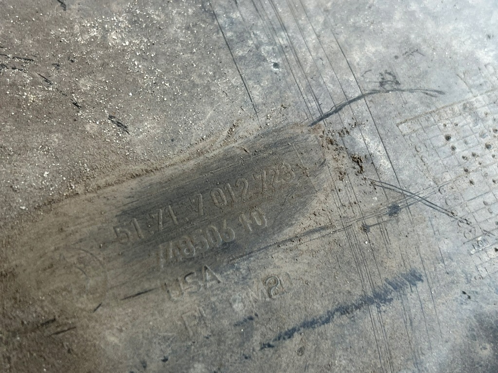 Защита нижняя po двигатель плита bmw e85 z4 7012723 оригинальная с Разборки