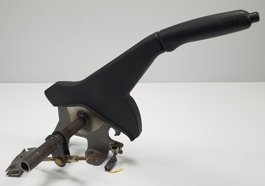 фото №1, Тормоз ручной рычаг mitsubishi grandis