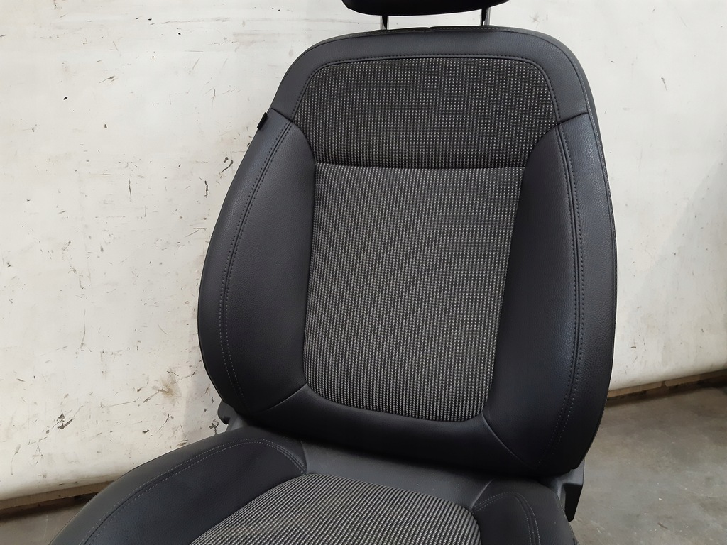 фото №12, Сидіння półskórka kombi kpl opel astra j