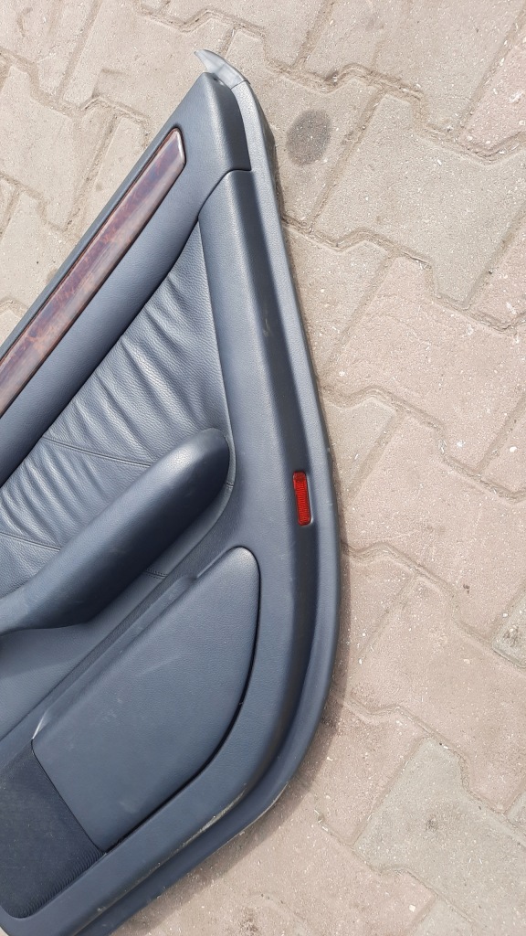 фото №3, Обивка дверь правый задняя audi a6 c5 kombi