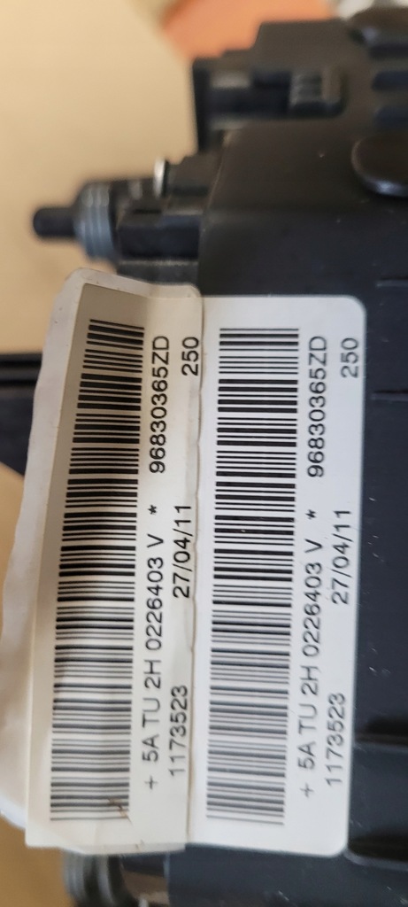 фото №8, Подушка водителя citroen c3 picasso 96830365zd оригинал демонтаж