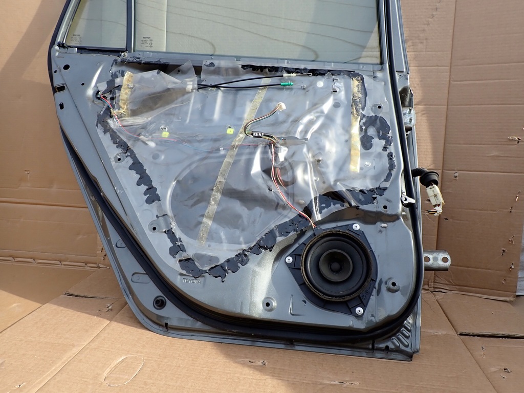 фото №10, Toyota corolla e12 kombi 02- дверь задние левая 1c3