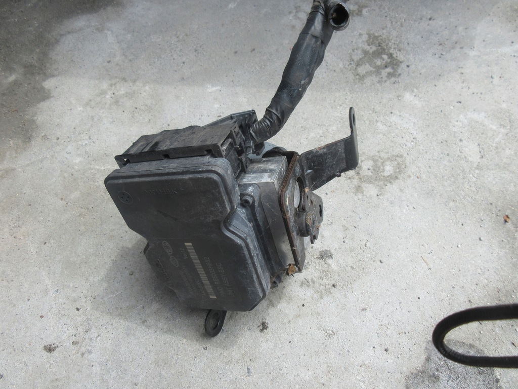 фото №1, Hyundai h-1 10 r. 2.5 crdi насос abs 58920-4h860