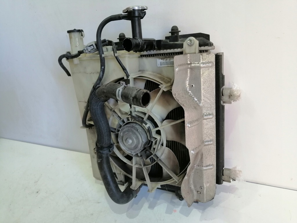 фото №5, Peugeot 107 lift радиатор вентилятор комплект