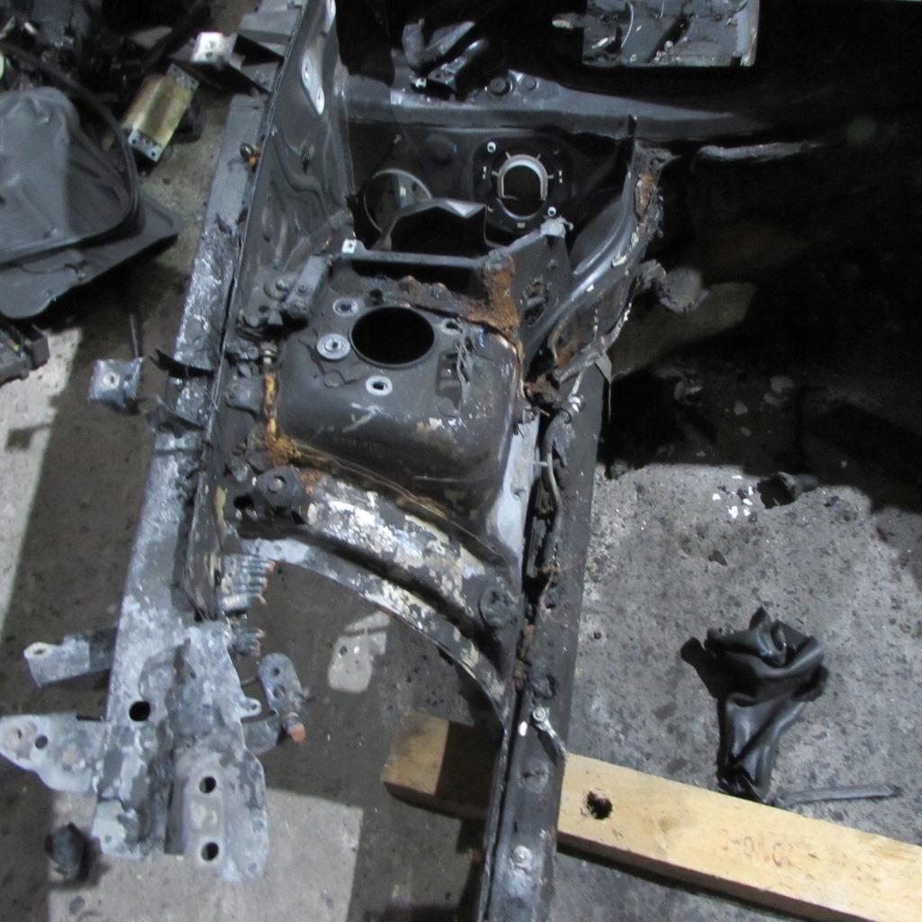 фото №10, Задняя с крыша bmw x1 e84