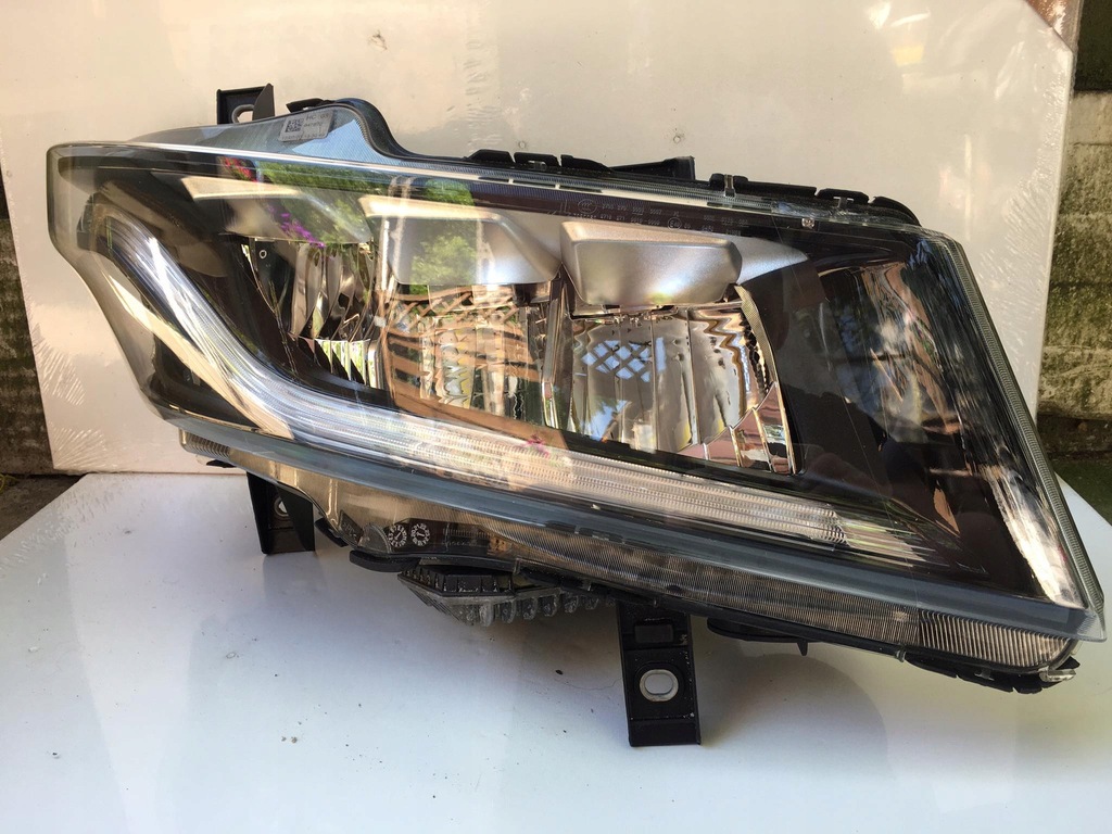 фото №2, Iveco stralis s-way права лампа full led