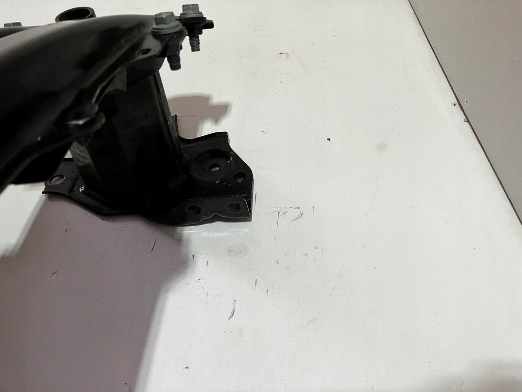 фото №10, Yaris cross балка pod бампер комплект передняя перед bez абсорбер styropia