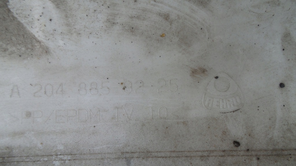 фото №7, Бампер задний задняя mercedes w204 kombii c040 pdc