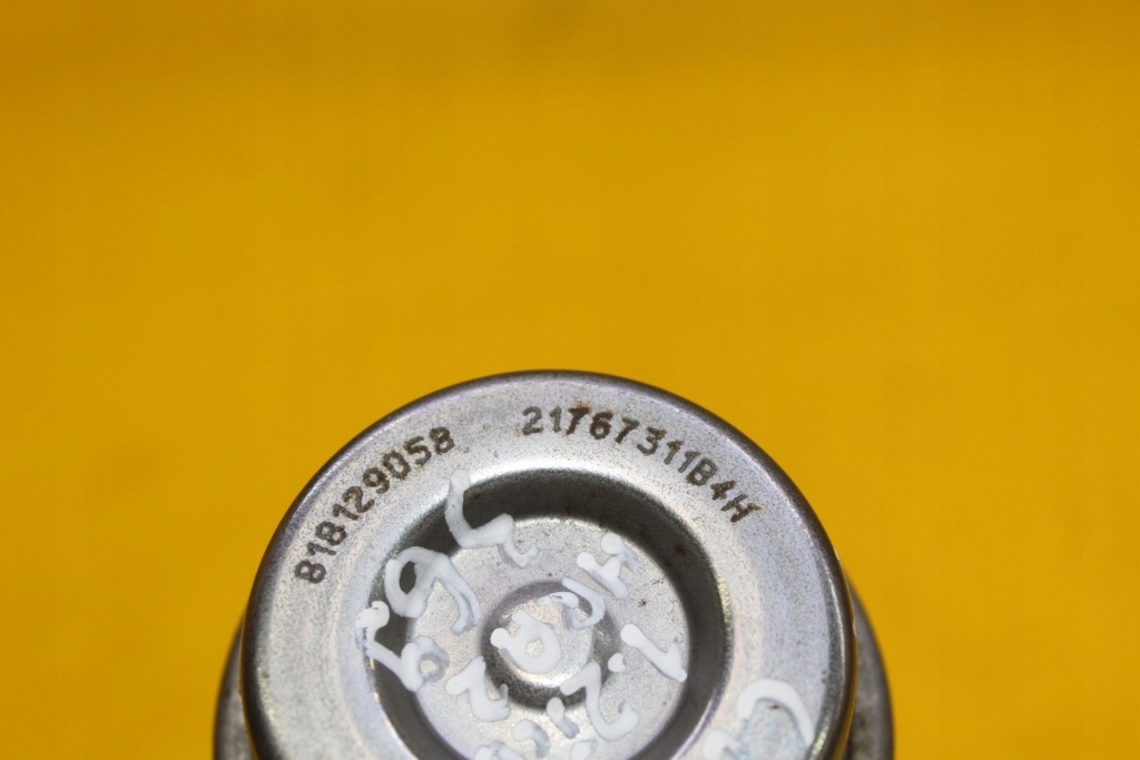 Клапан актуатор турбины турбины renault clio iv megane 1.2 tce hra2 144105784r Недорого