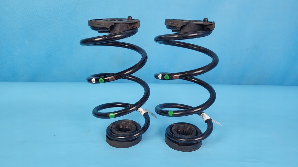 фото №6, Mercedes x247 glb 200 23r пружини підвіска комплект 2szt