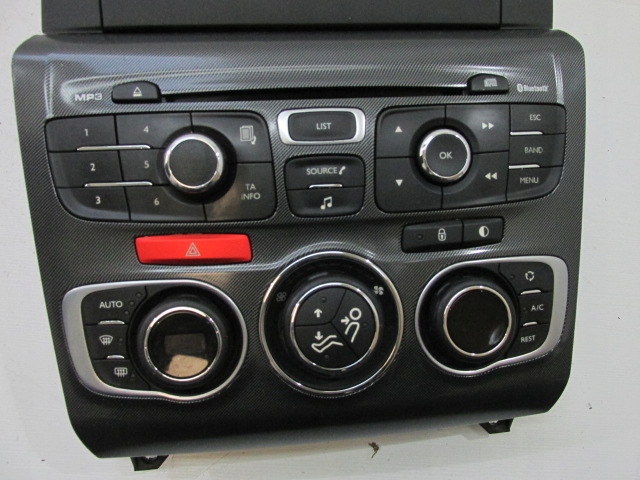 фото №4, Панель керування радіо обдув екран citroen c4 ii