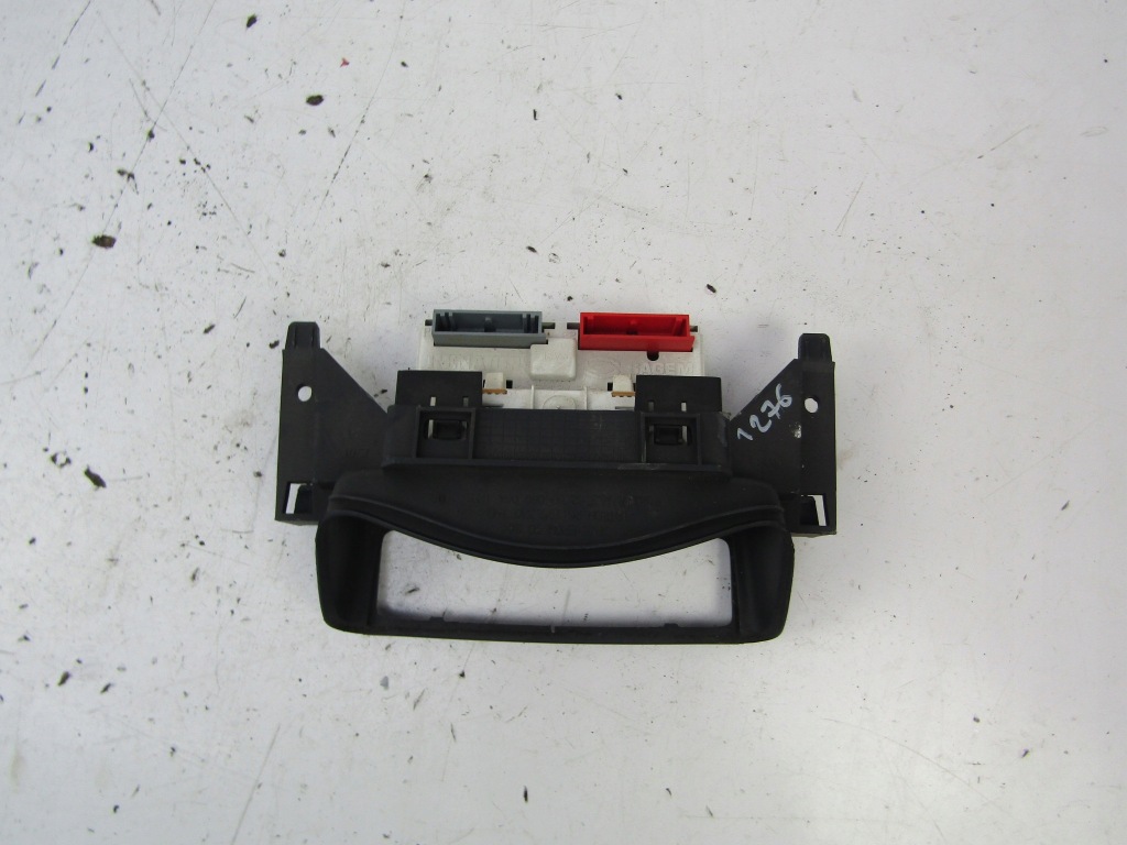 фото №3, Renault clio 2 ii дисплей радио + рамка 01-03 5d ph2 p8200028364a