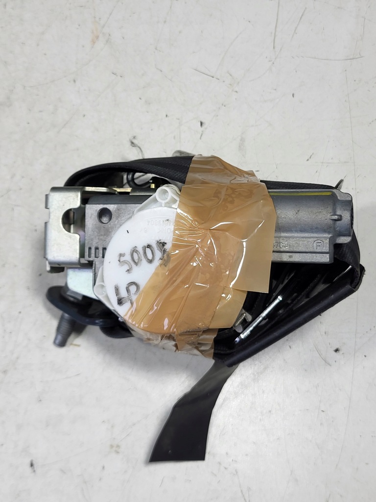 Купити Peugeot 3008 ремінь безпеки правий перед 98019797xx