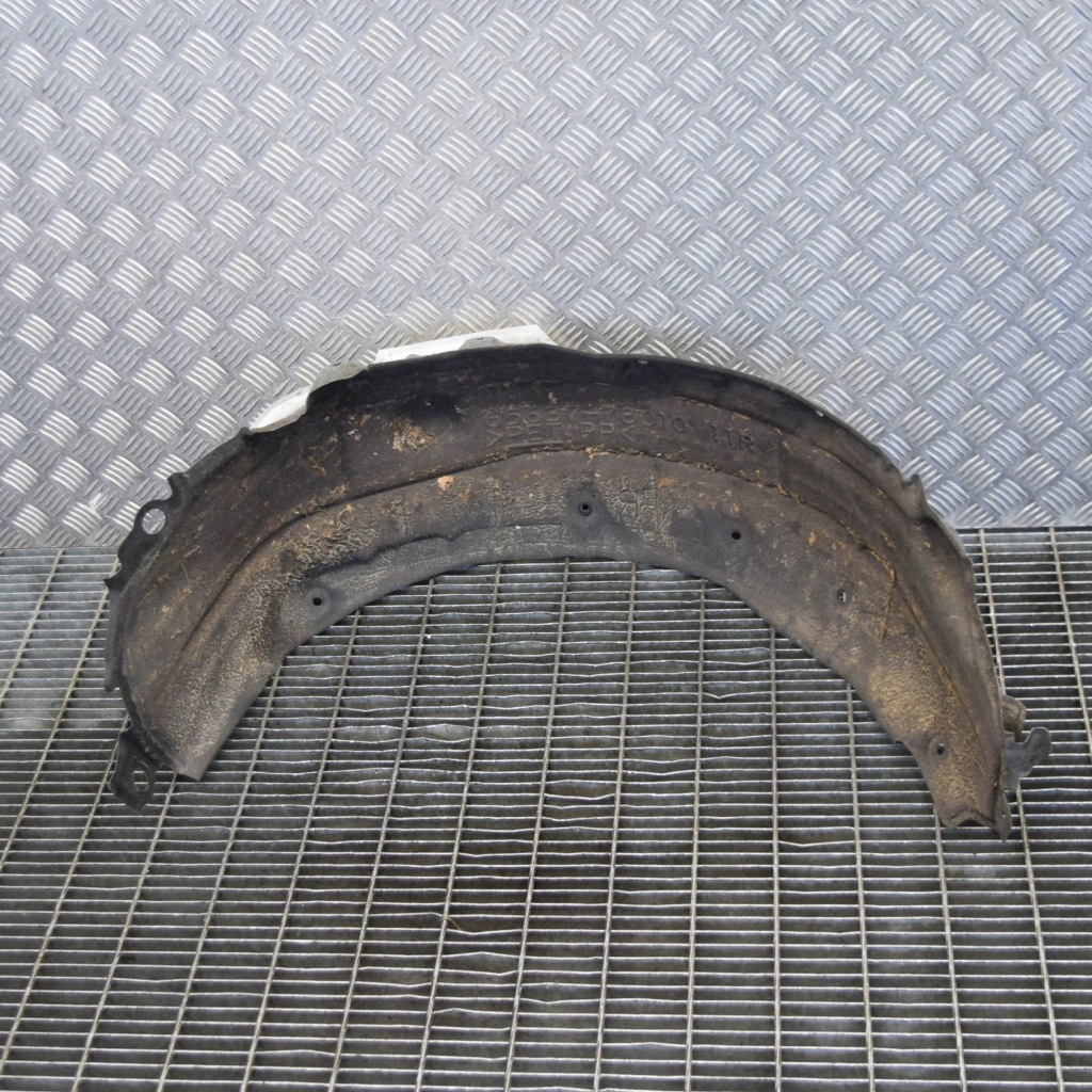 фото №1, Lexus nx 2018 правая сторона подкрылок задние